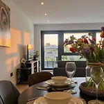 Centre 2br - Luxury With Private Terrace Apartamento Leeds (West Yorkshire)