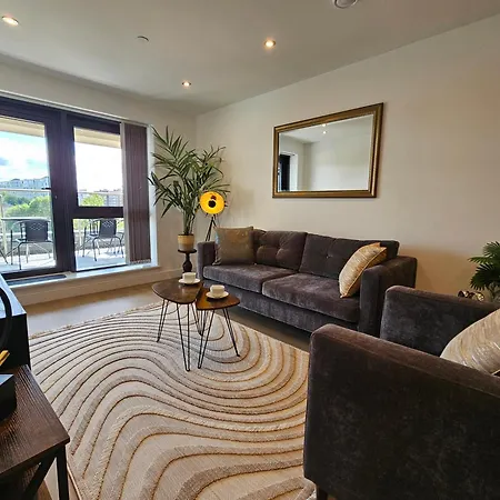 Centre 2br - Luxury With Private Terrace Apartment Leeds (West Yorkshire)