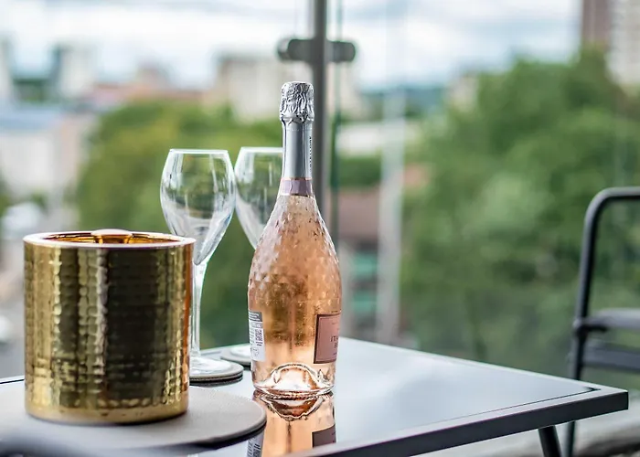 Centre 2br - Luxury With Private Terrace * Leeds (West Yorkshire)