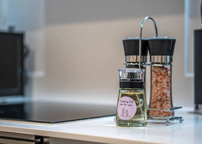 Centre 2br - Luxury With Private Terrace *