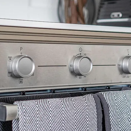 Centre 2br - Luxury With Private Terrace *