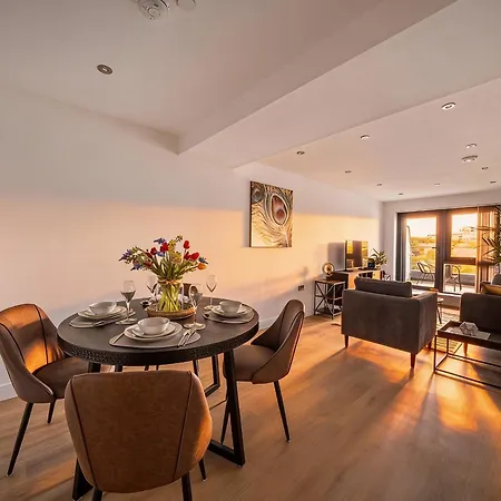 شقة Centre 2br - Luxury With Private Terrace *